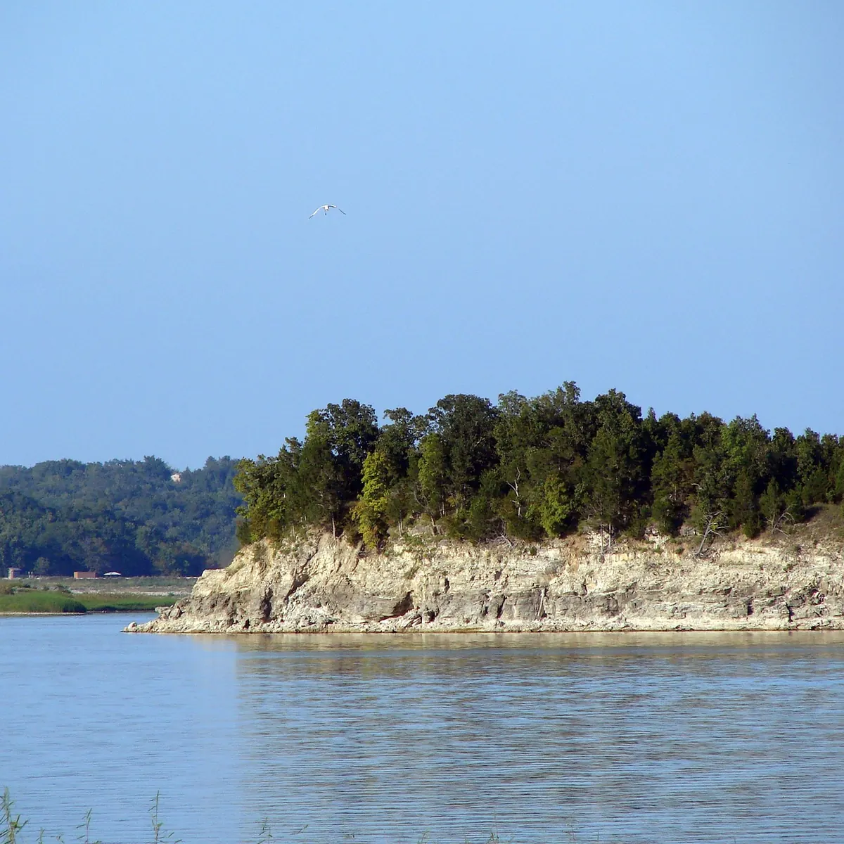 How to Measure River Erosion Safely: A Fieldwork Guide for Beginners
